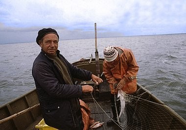 Fiskare fiskebåt