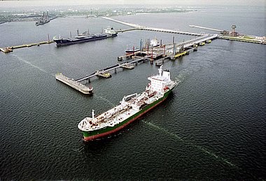 Tankfartyg, Gulf Trader