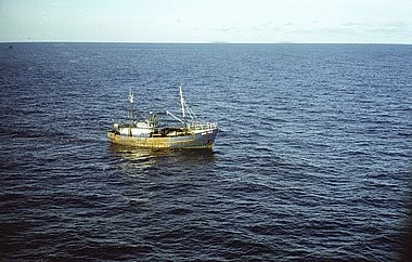 Fishing vessels, Dar-152