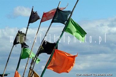 Flagi, sieci rybackie