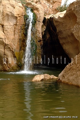 Waterfall i kartbokMountains - Tunisien