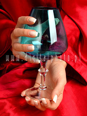 The big glass in hands