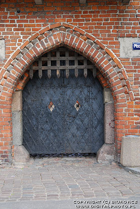 Gate, casstle in Ketrzyn, Poland