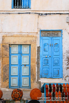 Kairouan, portes, Tunisie