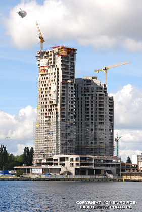 Sea Towers, Apartamentowiec w Gdyni (budowa)