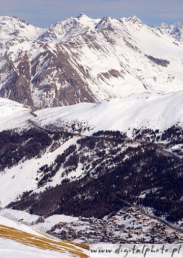 Ośnieżone szczyty Alp