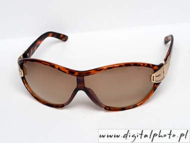 Product photography, pictures of sunglasses