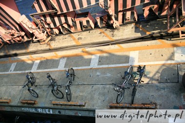 Porto em China, bicicletas no porto