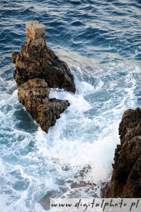 Rochers en mer, Rethymnon en Crète