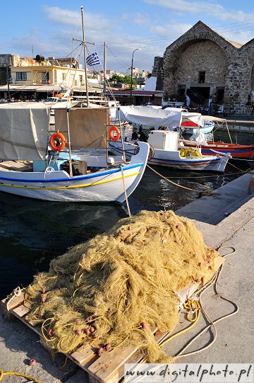 Chania Kreta, port i łodzie rybackie