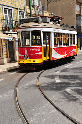 Lissabon turistattraktioner - spårvagn nr 28 (Electrico 28)