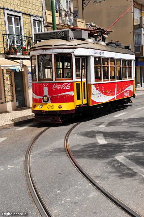 Lizbona atrakcje turystyczne - Tramwaj nr 28