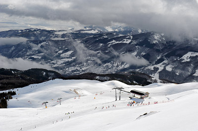 Cimone - estação de esqui, Apeninos Itália