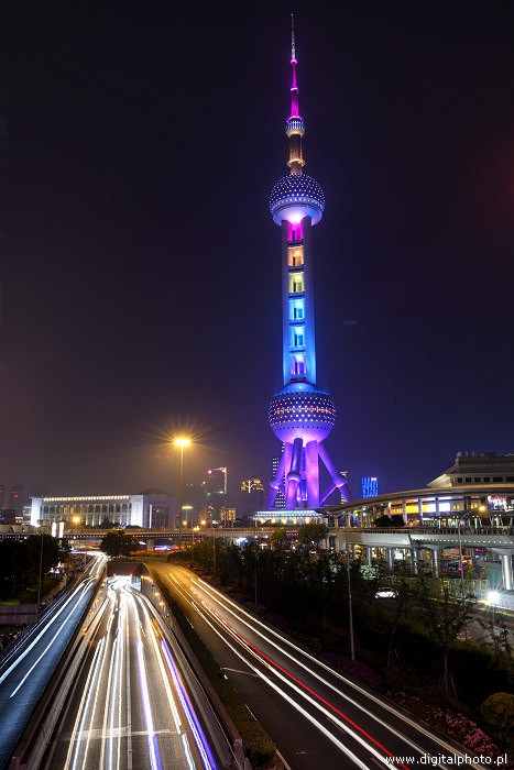 Wieża telewizyjna w Szanghaju - Oriental Pearl Tower
